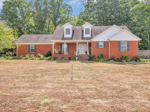 515 Gibbs Rd, Lawrenceburg, TN 38464
