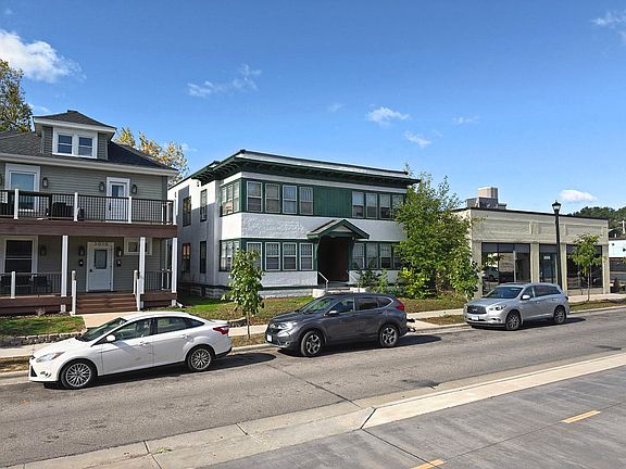 3rd image of 3012 Bryant Ave S