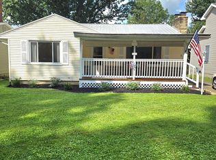 826 N Bentley Ave, Niles, OH 44446
