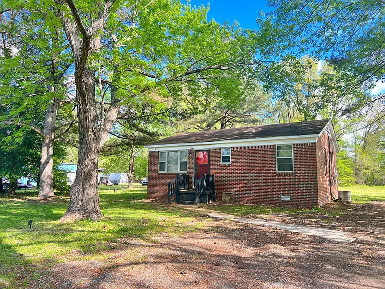 14740 Highway 70 W — Photo 8