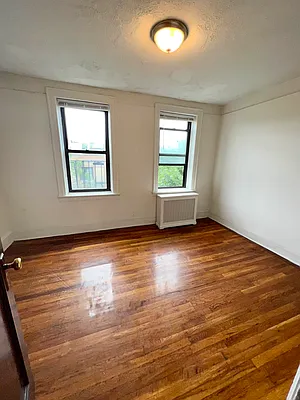 Rented by Amorelli Realty | media 4