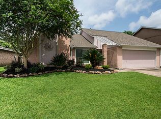 2609 Park Shadow Ln, Deer Park, TX 77536