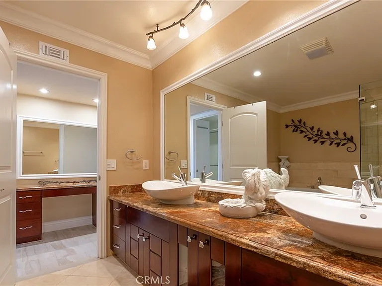 50 Cottonwood Cir — Photo 32
