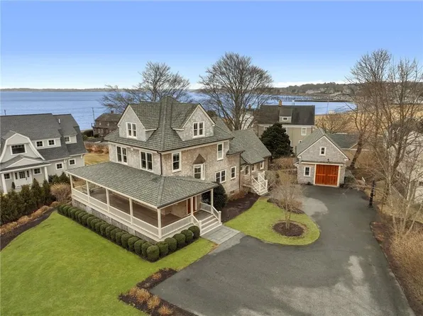 17 Bryer Ave, Jamestown, RI 02835