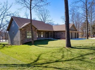 21942 Mill Creek Cir, Shell Knob, MO 65747