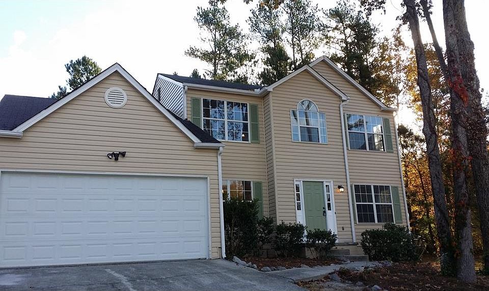 1st image of 125 Old Surrey Ct
