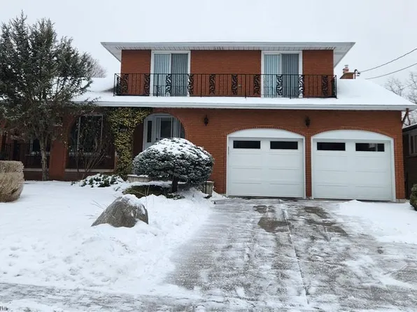 412 Quigley Rd, Hamilton, ON L8K 5N3