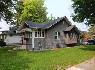 1702 N Charles St, Saginaw, MI