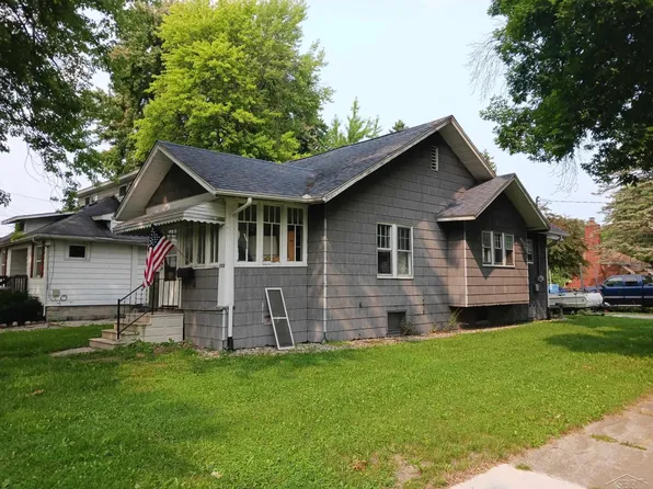 1702 N Charles St, Saginaw, MI 48602
