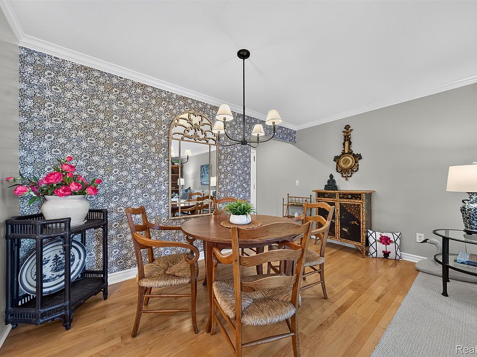662 Purdy St Apt 318, photo 13