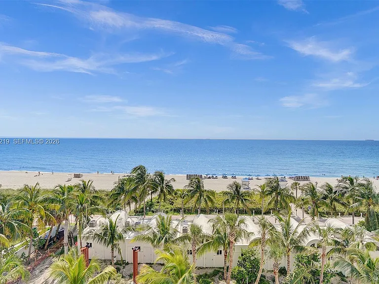 6365 Collins Ave #1705 — Photo 9