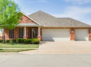 3957 Grizzly Hills Cir, Fort Worth, TX 76244