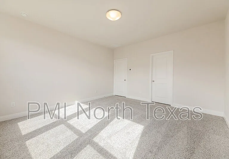 3114 Cordelia Dr — Photo 5