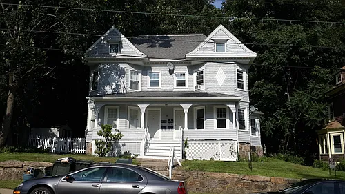 481 Williams St #2 Photo 1
