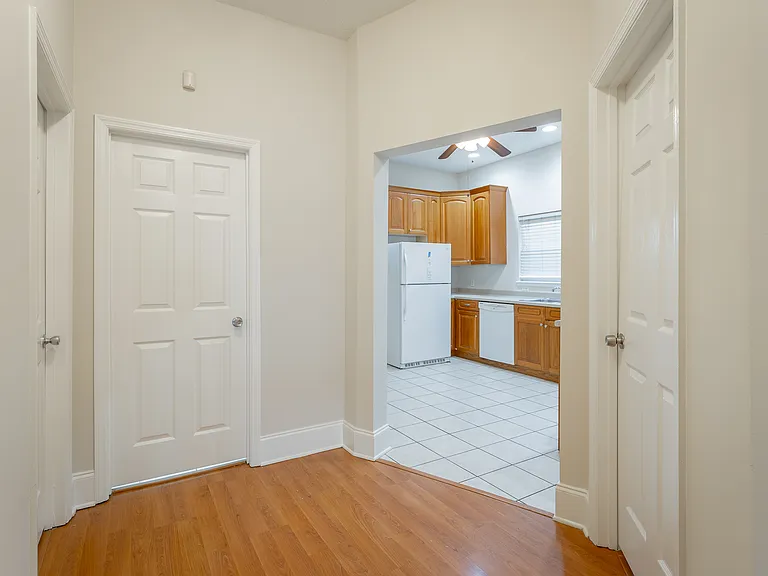 1711 Anderson Ave — Photo 16