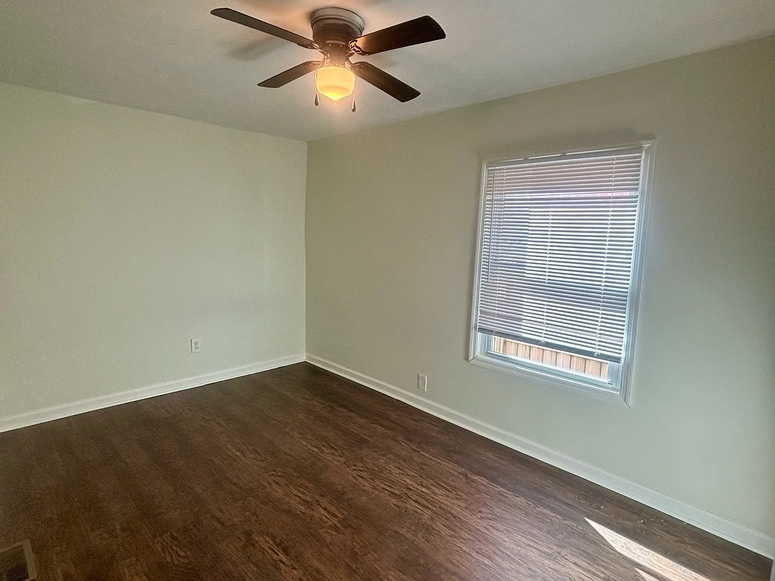 3633 Kahlert Avenue - 1 — Photo 3