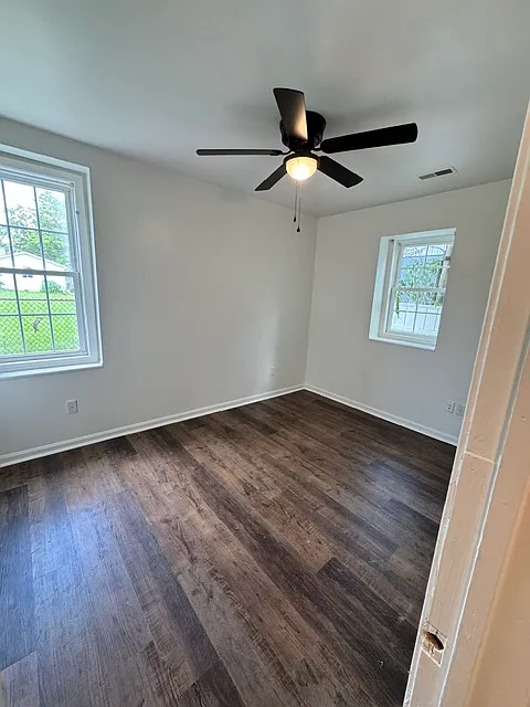 2 bed, 900 sqft, $1,400 — Photo 4