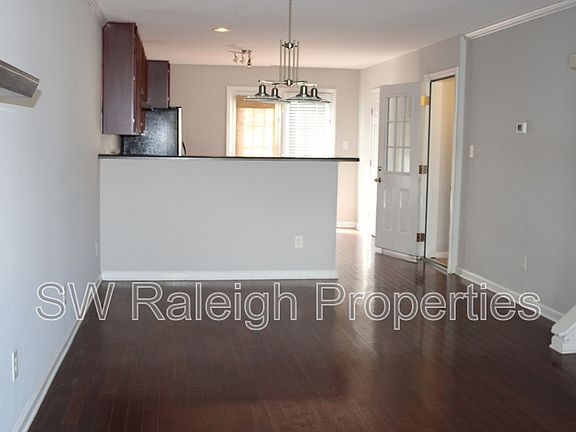 4th image of 9712 Jordy Dr #1