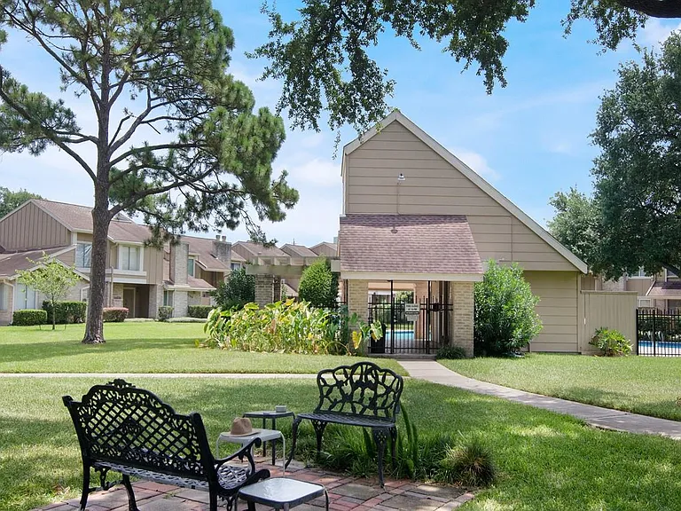 11681 Village Place Dr #257 — Photo 34