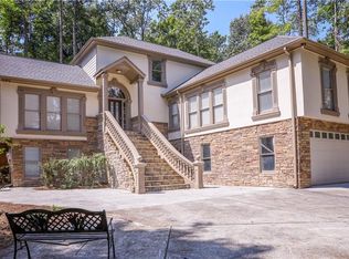 2670 Nesbit Trl, Alpharetta, GA 30022