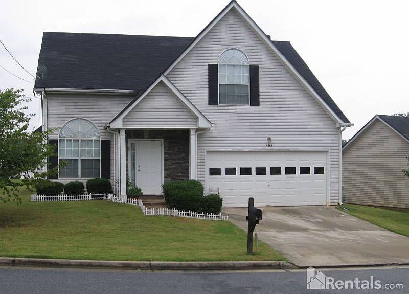 4882 Creekside Place