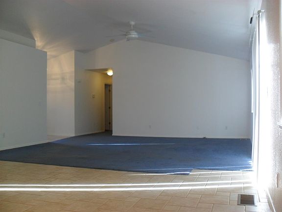 5th image of 135 Mia Dr