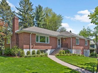 68 Cynthia Rd, Newton, MA 02459