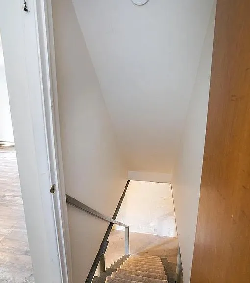 570 Galen Dr — Photo 31