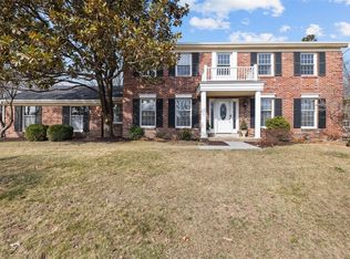 1869 Buckington Dr, Chesterfield, MO 63017