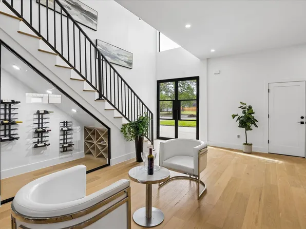 5430 Rutherglenn Dr, Houston, TX 77096