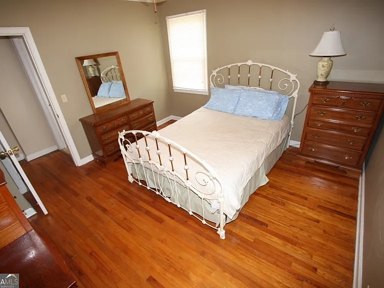 222 Beechwood Cir — Photo 8