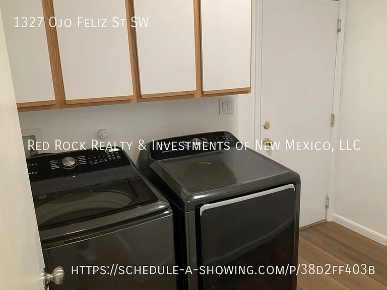 1327 Ojo Feliz St SW — Photo 13