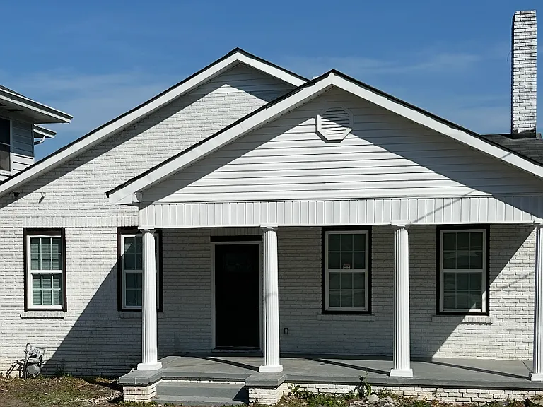 816 Russell St — Photo 1
