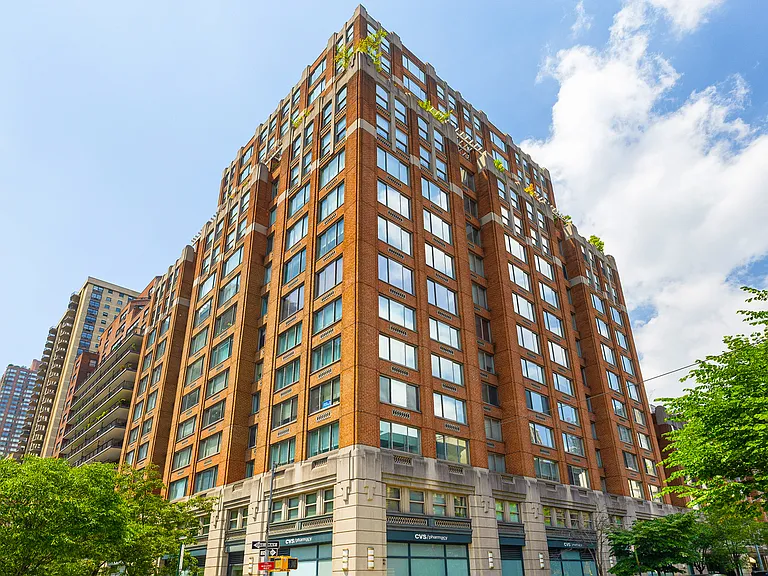 350 E 82nd St #7G — Photo 18