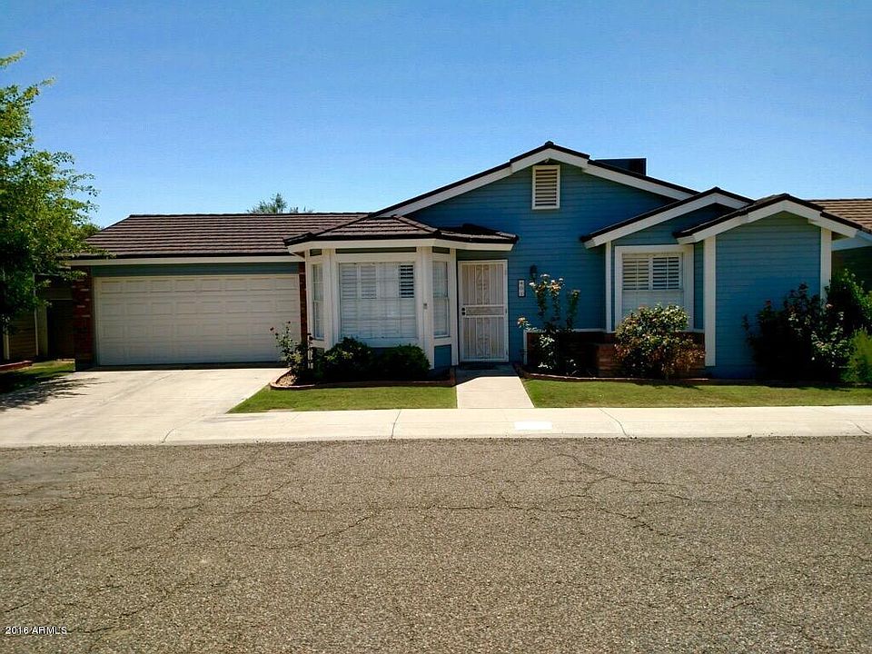 1st image of 401 E Campo Bello Dr