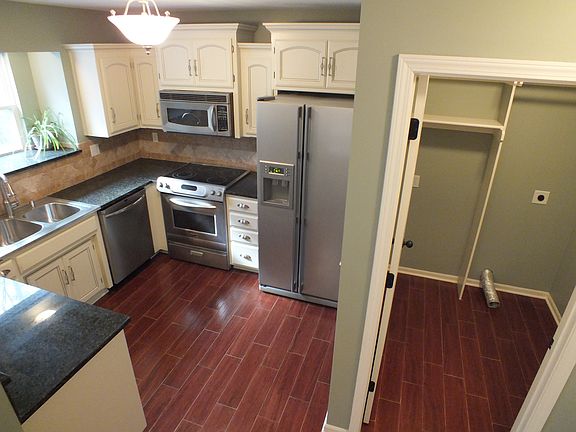 Kitchen and Pantry/Laundry