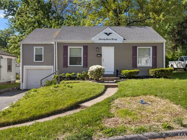 7720 Brocton Ct, Saint Louis, MO 63121