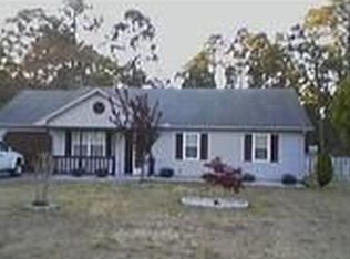 311 Crown Point Rd, Hubert, NC 28539