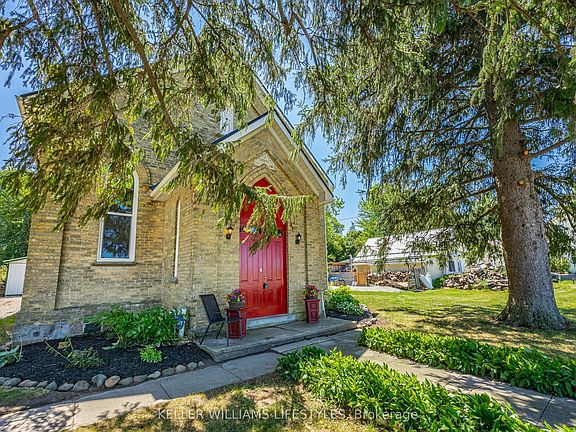 2nd image of 3229 McGillivray Dr