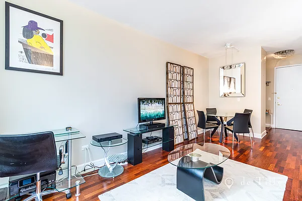 Sold by DE TILLY REAL ESTATE | media 5