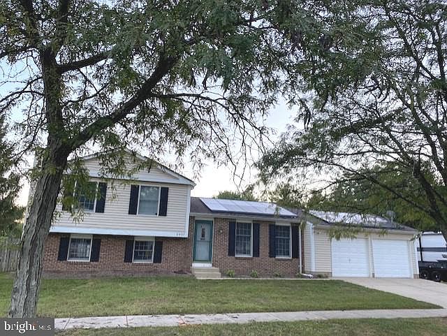 1st image of 2907 W Almondbury Dr