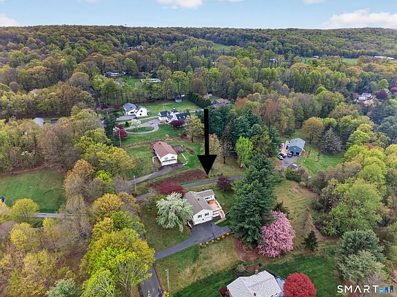 5th image of 112 Lanes Pond Road
