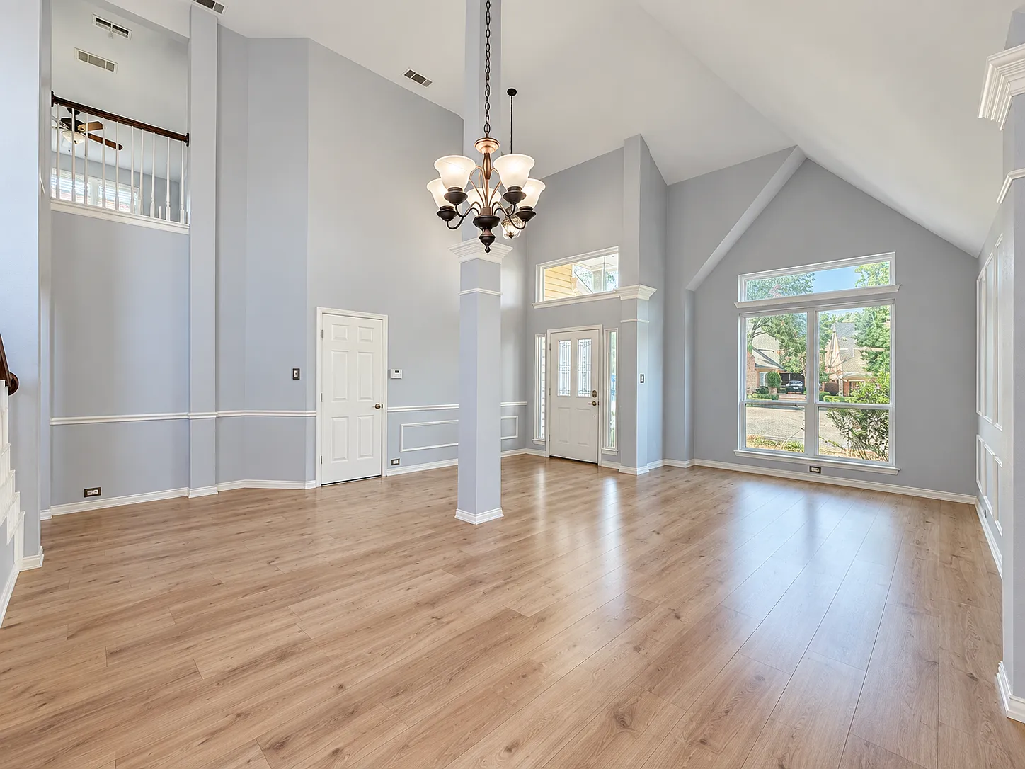 4 bed, 2862 sqft, $3,550 — Photo 2
