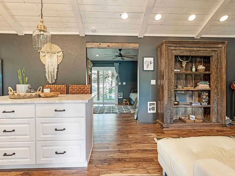 110 Mountain Meadow Rd — Photo 11