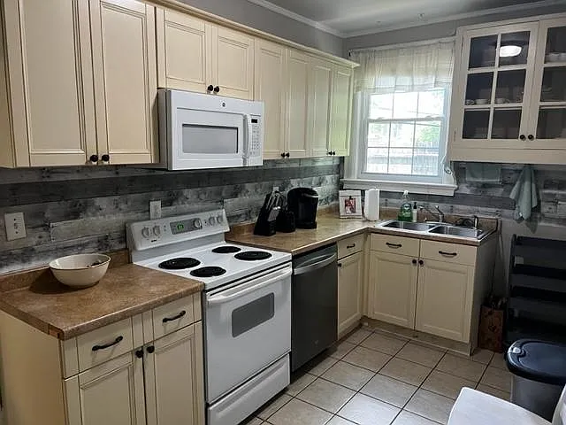 1920 Portland Ave #5 — Photo 9