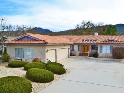 1786 Southfork Pl, Heritage Ranch, CA, 93446