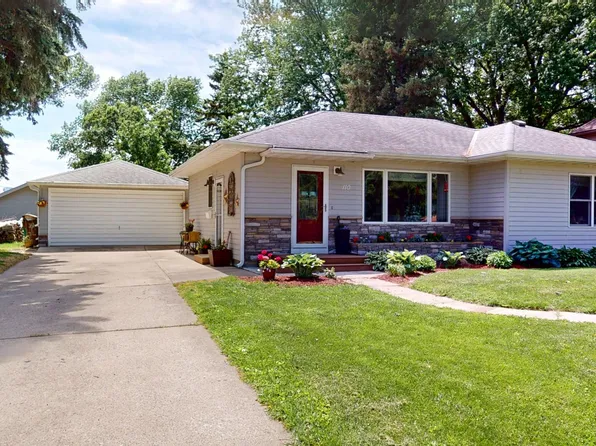 110 W Hawthorne St, Albert Lea, MN 56007