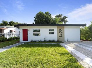 2555 NE 151st St, North Miami Beach, FL 33160