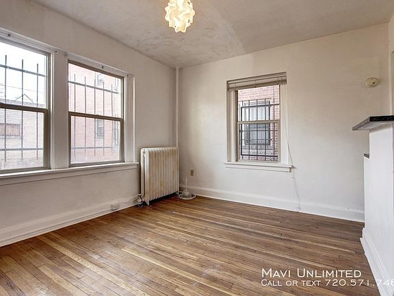 2nd image of 1226 Marion St APT 4