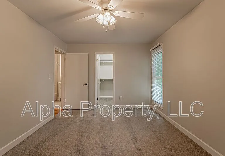 108 Duquesne Dr — Photo 16
